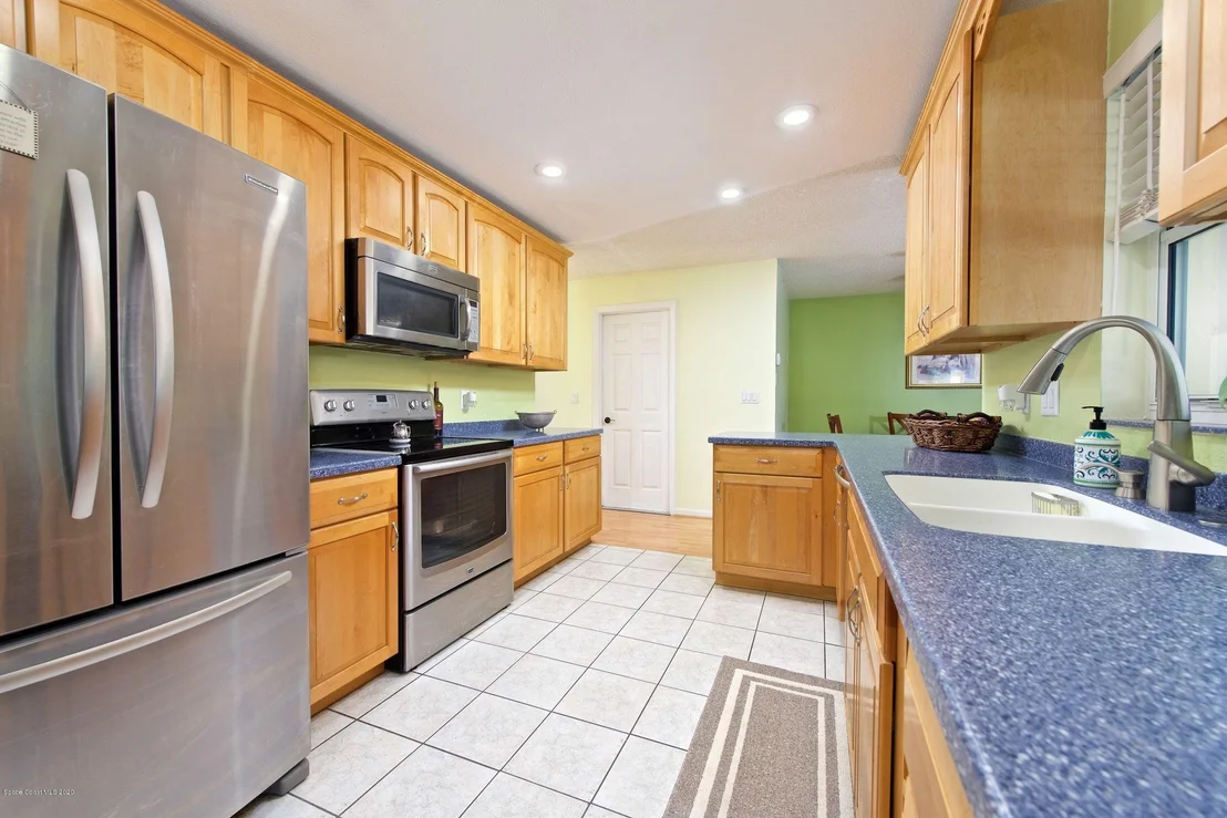 Photo of 770 Hibiscus Drive