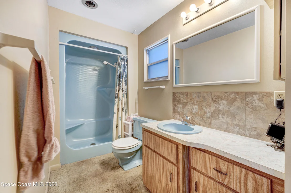 Photo of 2150 Lake Drive