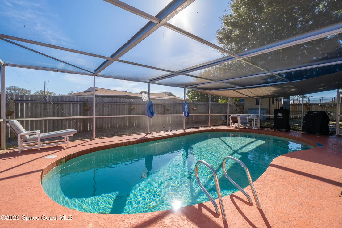 Photo of 1497 Hendren Drive
