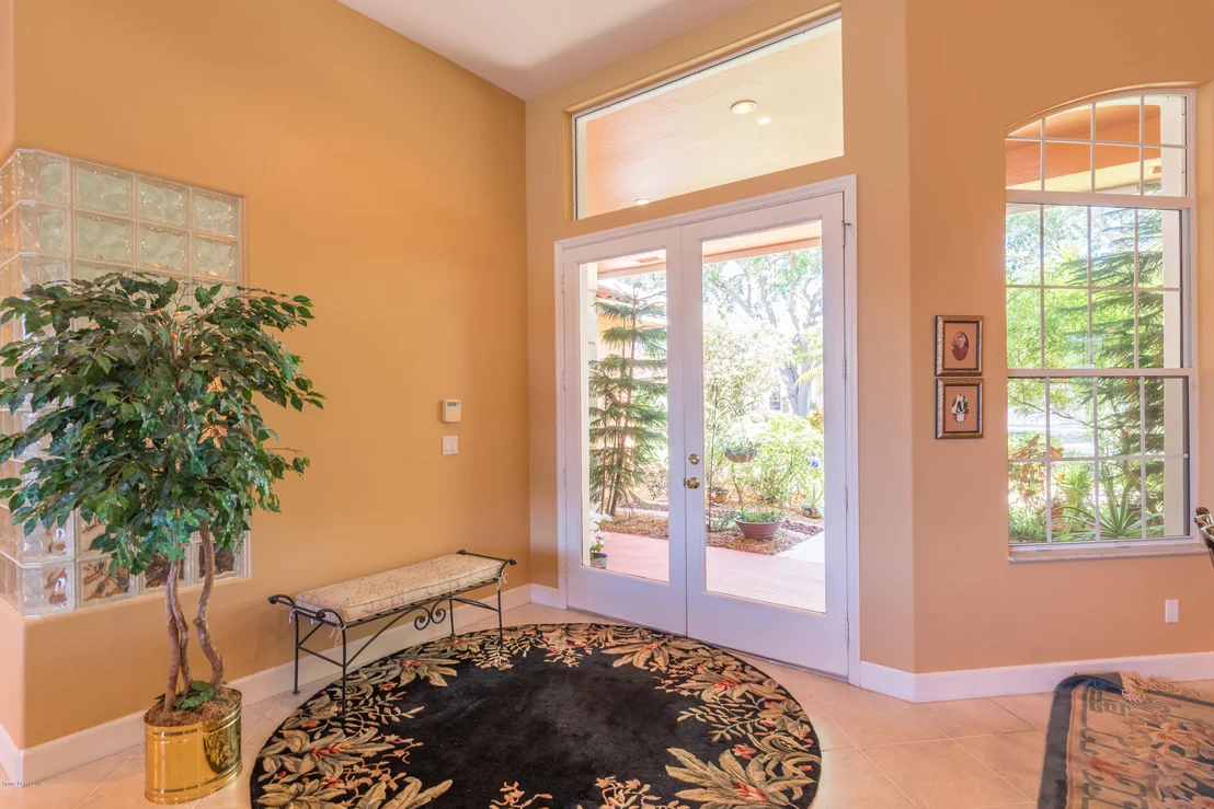 Photo of 385 Normandy Drive