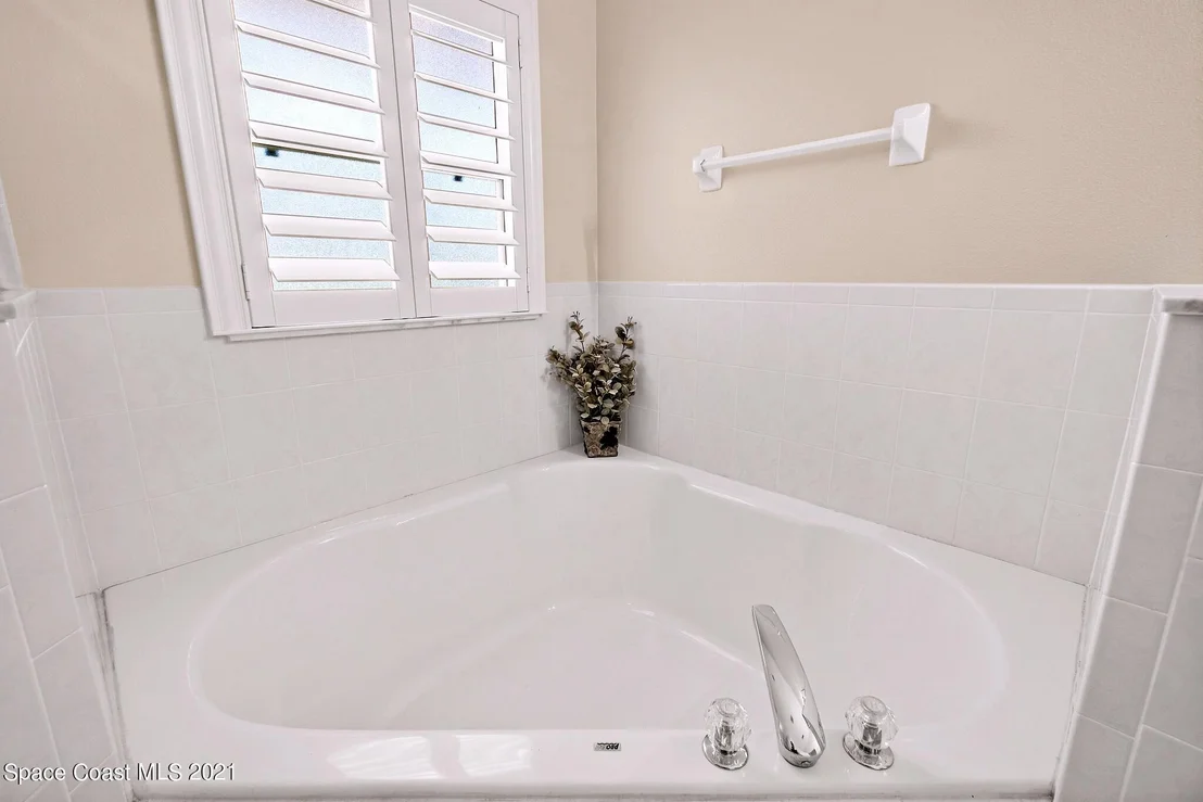 Photo of 1835 Ficus Point Drive