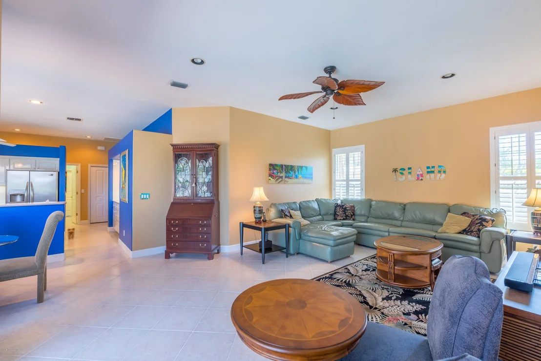 Photo of 385 Normandy Drive