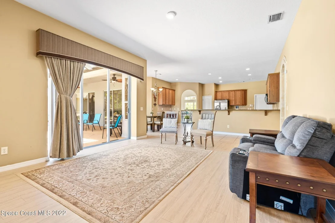 Photo of 3407 Peninsula Circle