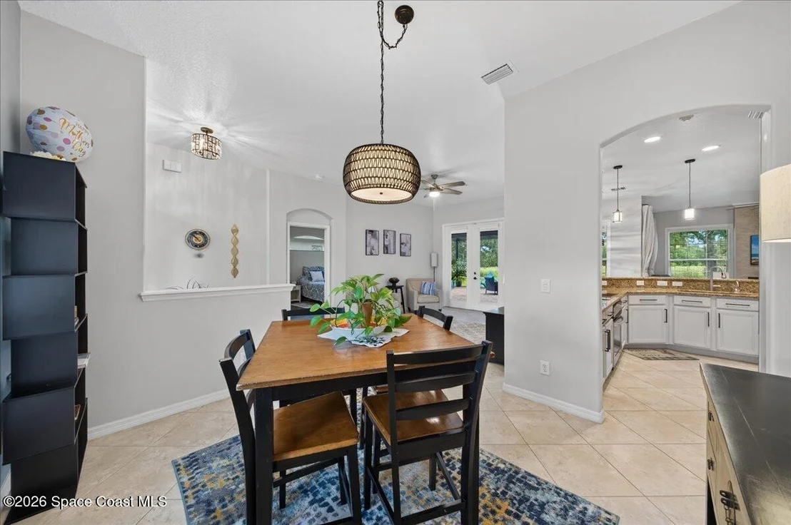 Photo of 1848 Windbrook Drive SE