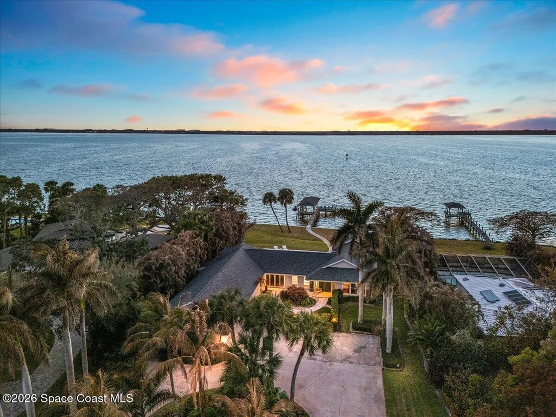 Photo of 408 Riverside Drive