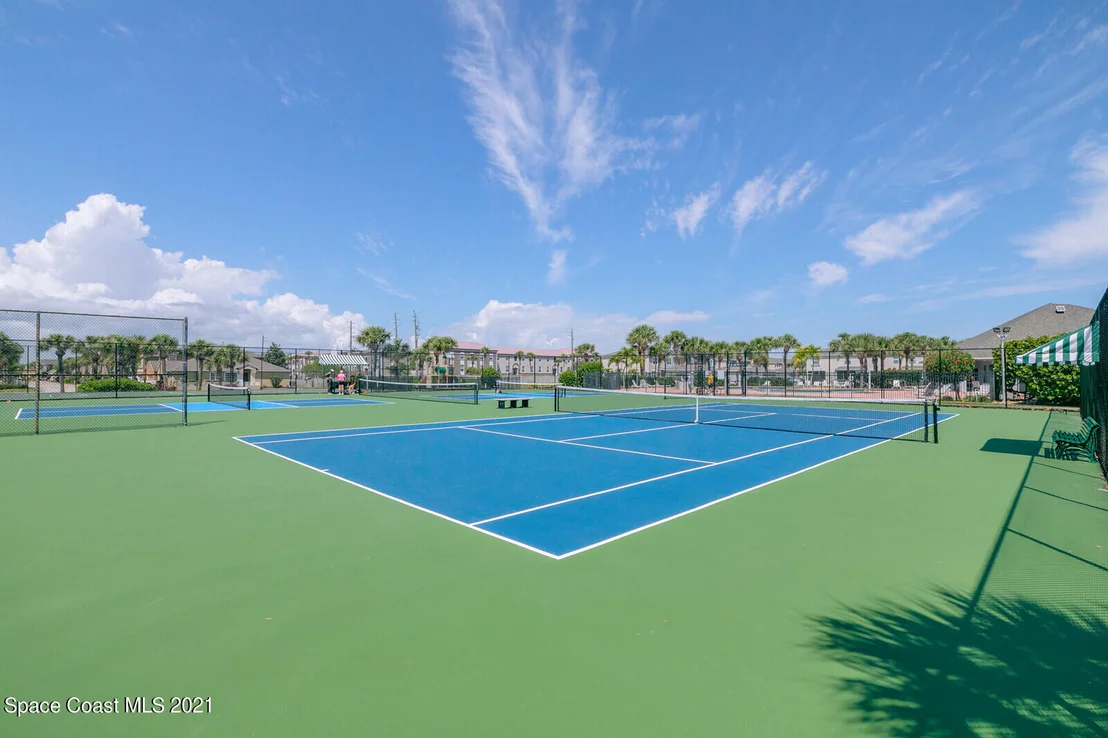 Photo of 332 Seafarer Circle