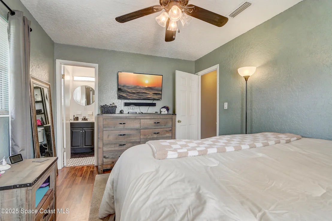 Photo of 1032 Bernice Road