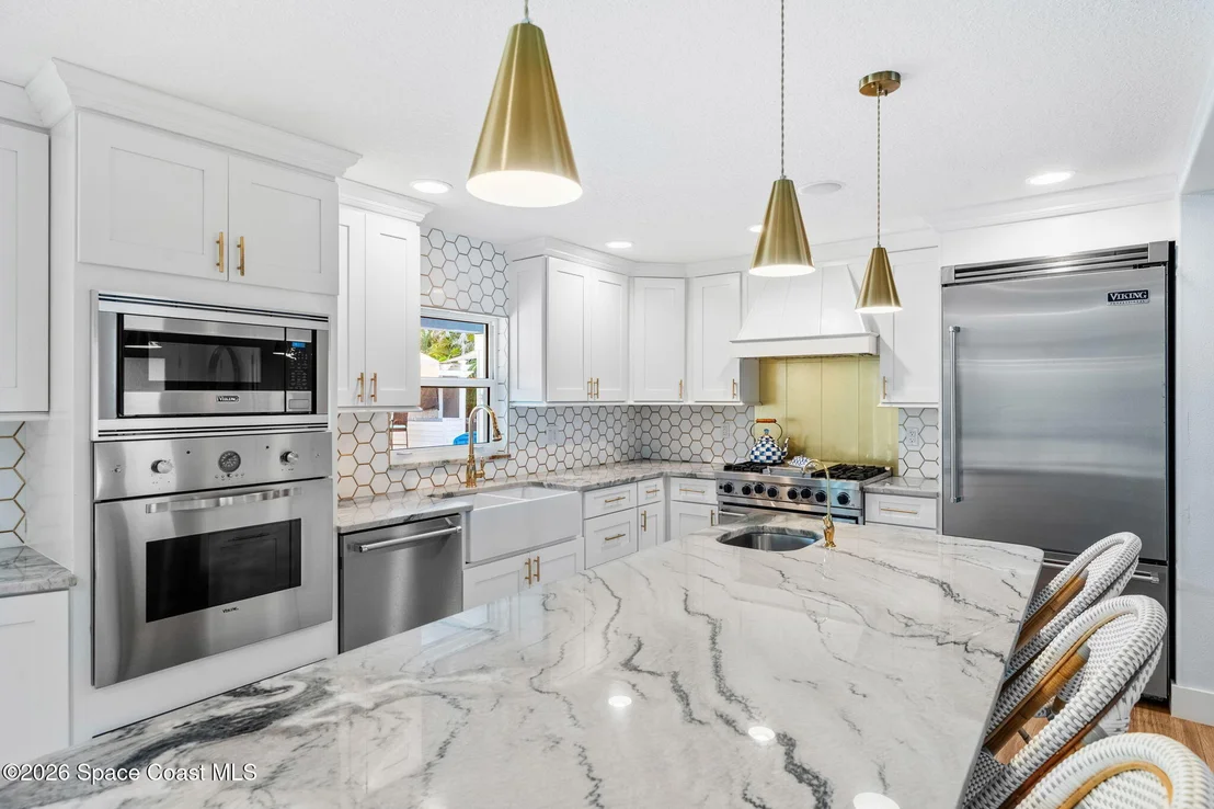 Photo of 417 Riverview Lane