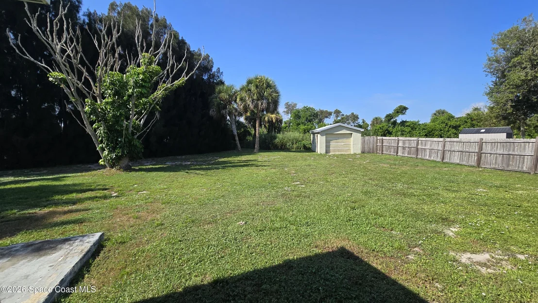 Photo of 940 Bacon Circle NE