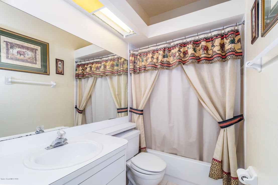 Photo of 7038 Hammock Trace Drive