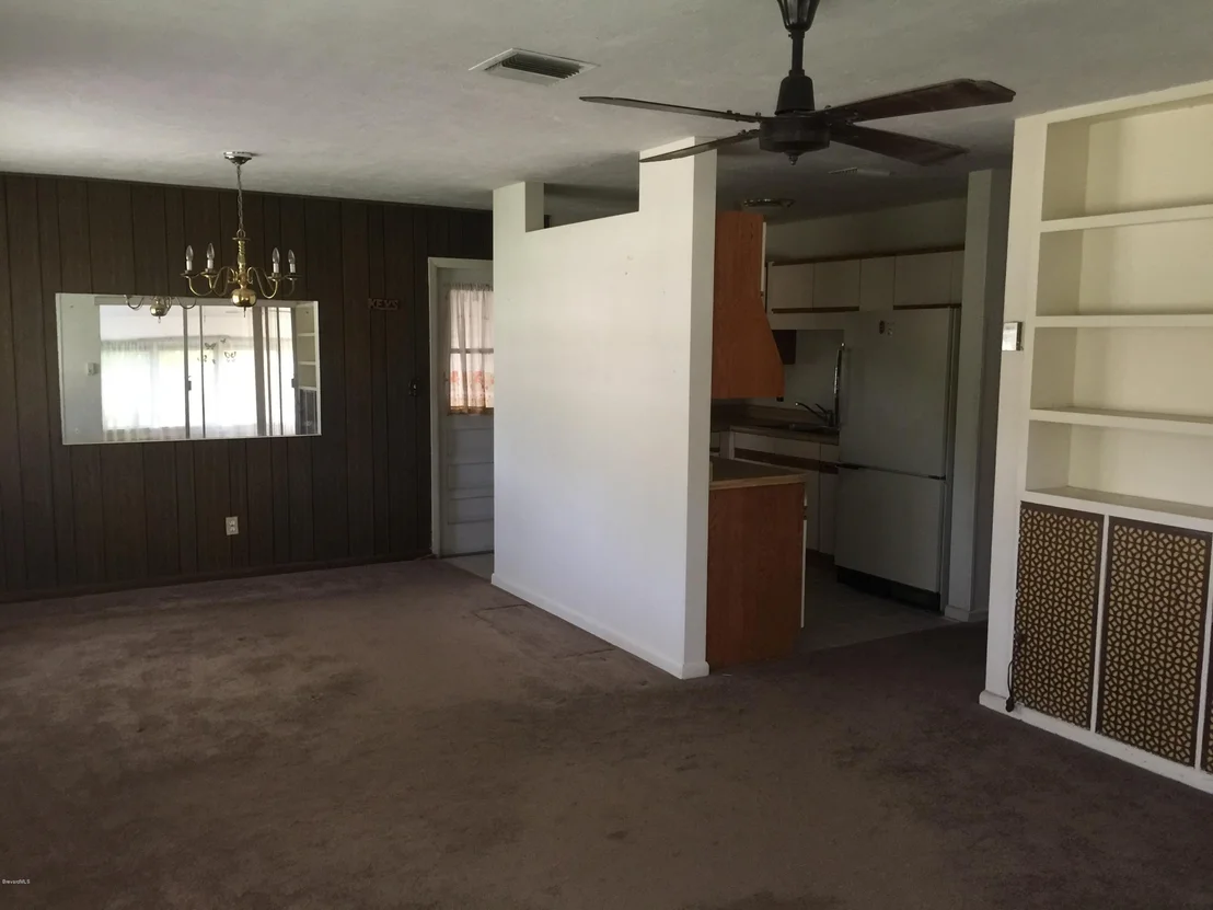 Photo of 2402 Allan Adale Road