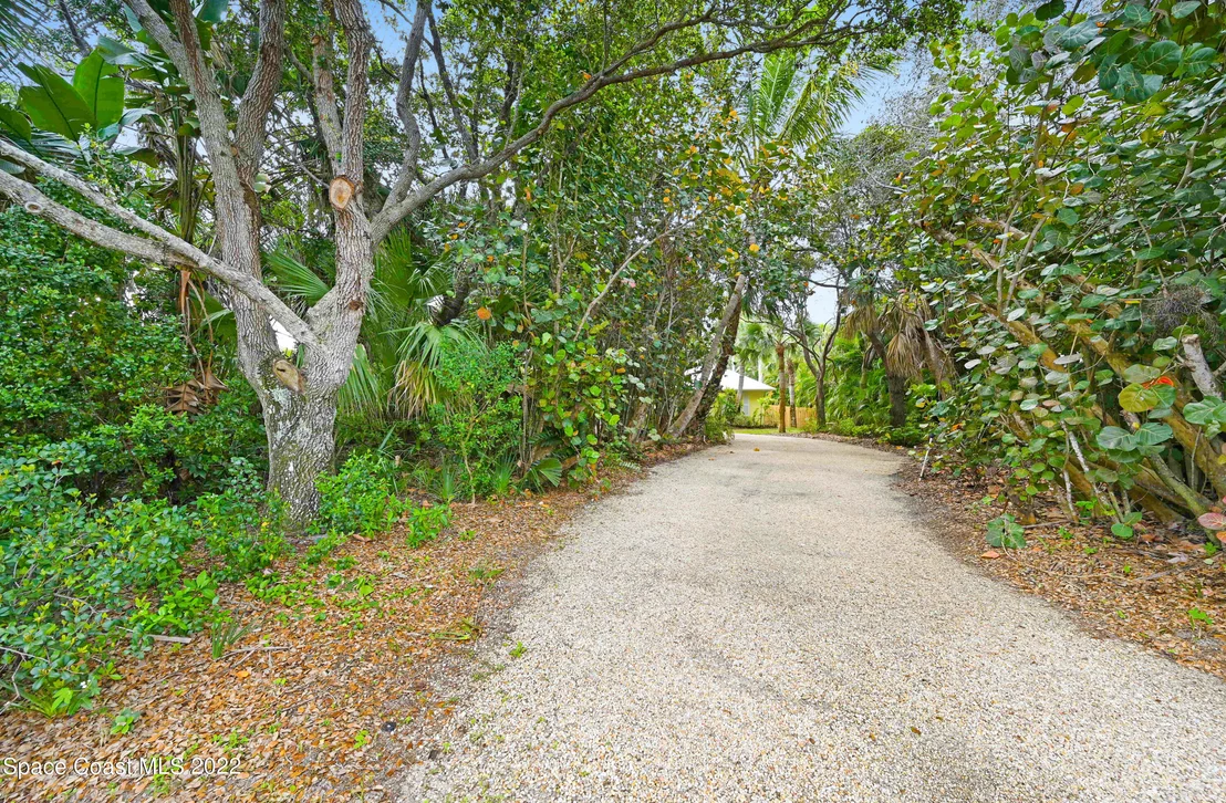 Photo of 155 Bayshore Drive