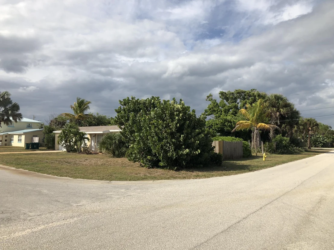 Photo of 105 SE 3rd Street