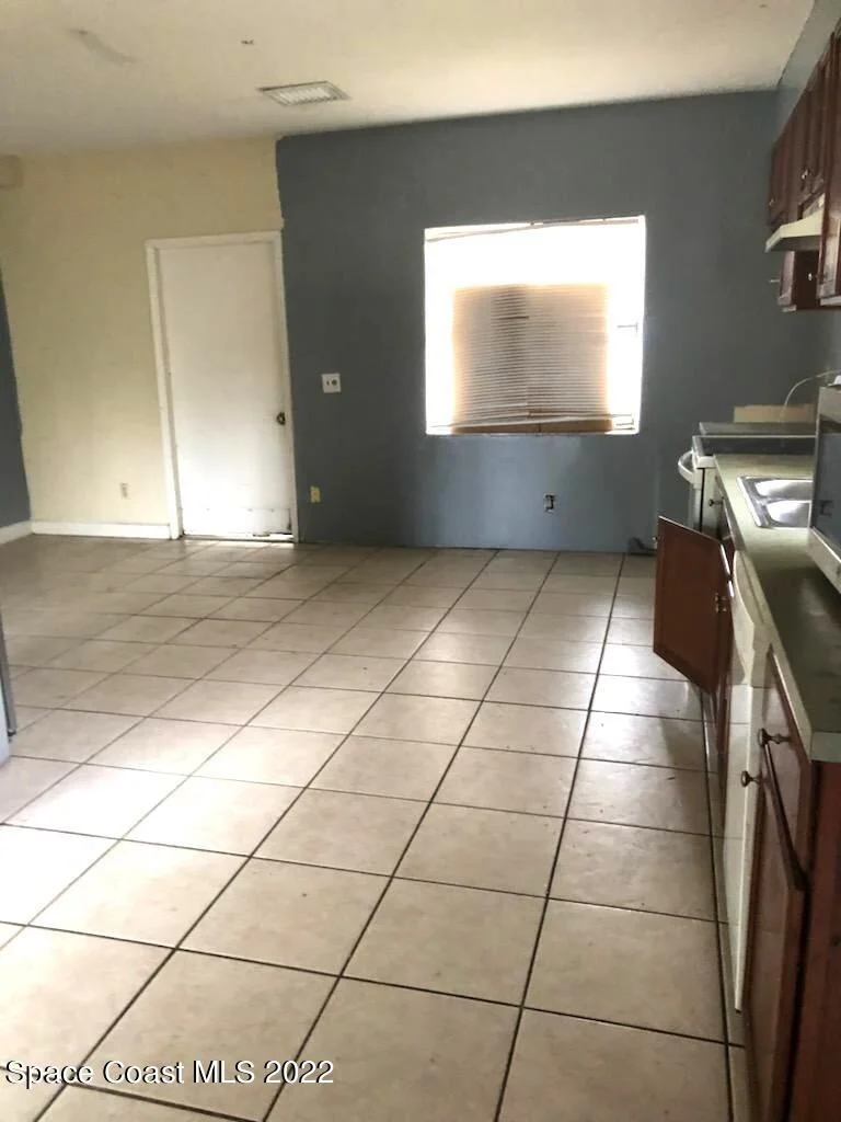 Photo of 2932 Lawrence Drive
