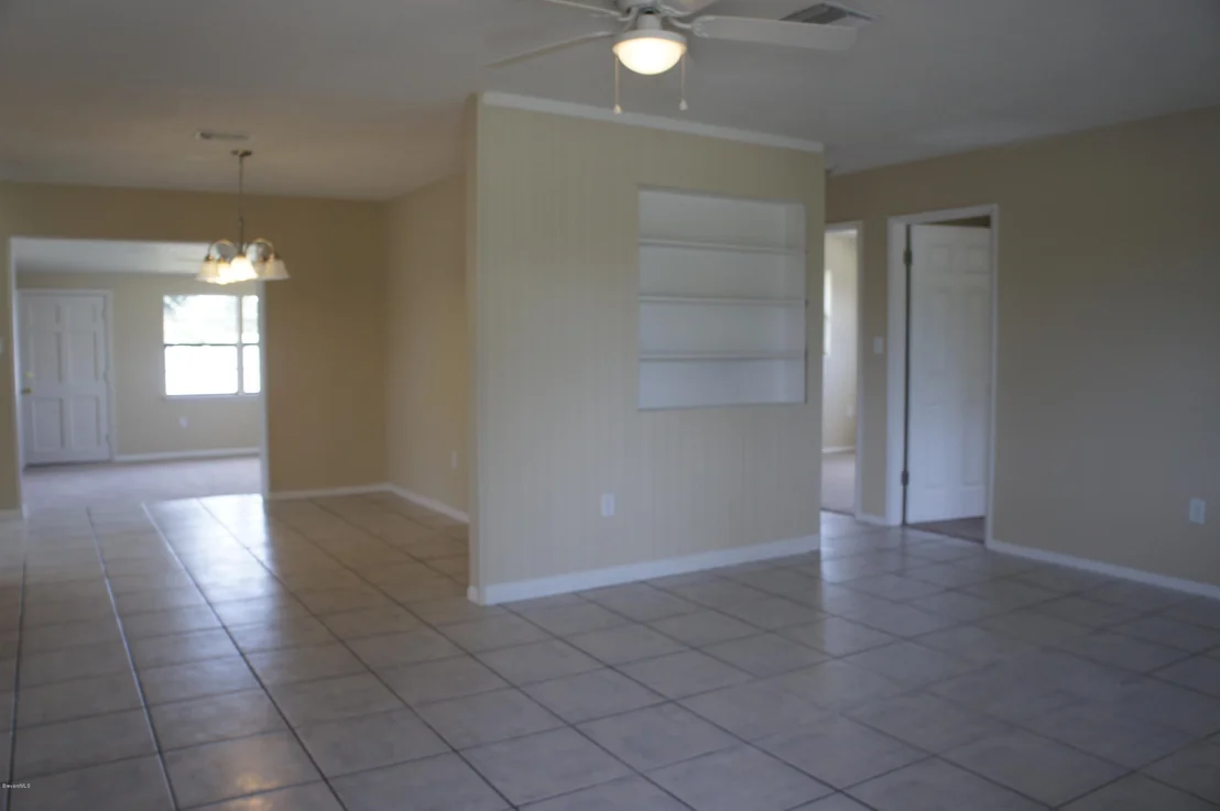 Photo of 2652 Leewood Boulevard