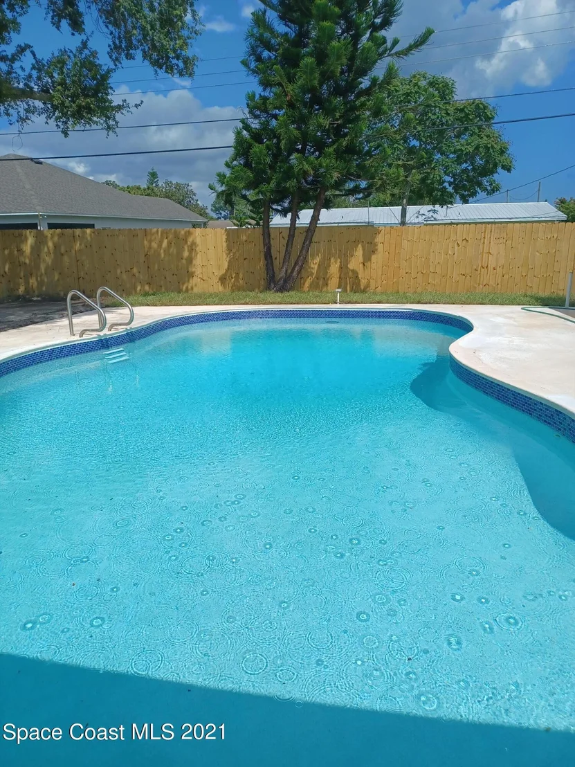 Photo of 661 Aloha Avenue