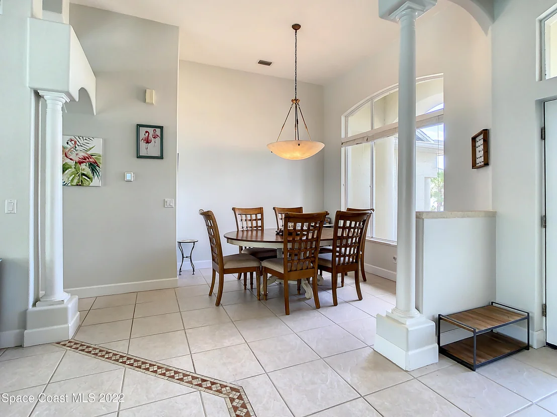 Photo of 862 Thrasher Drive