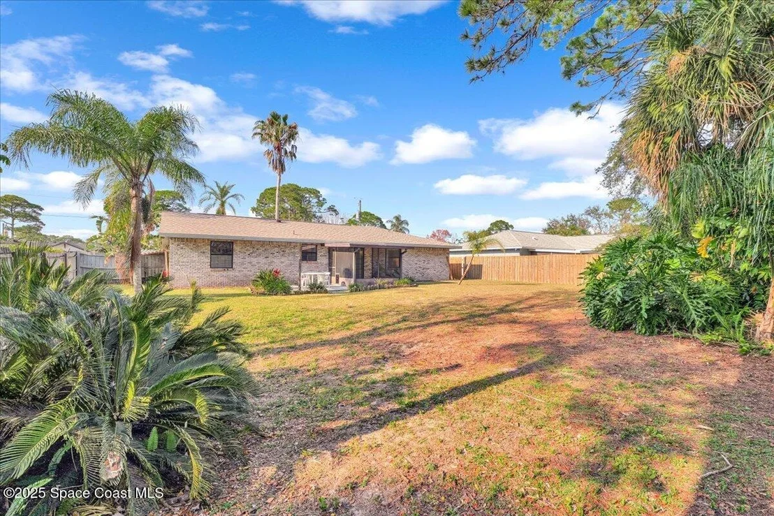Photo of 5453 Holden Road
