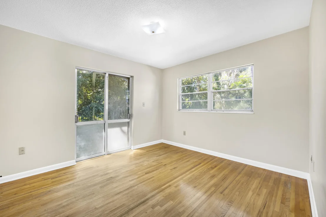 Photo of 455 Pine Boulevard
