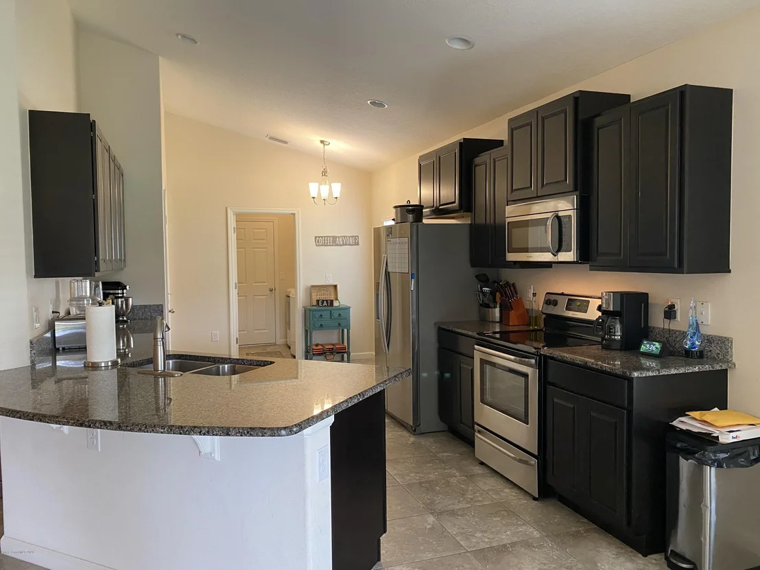Photo of 2485 Falcon Lane