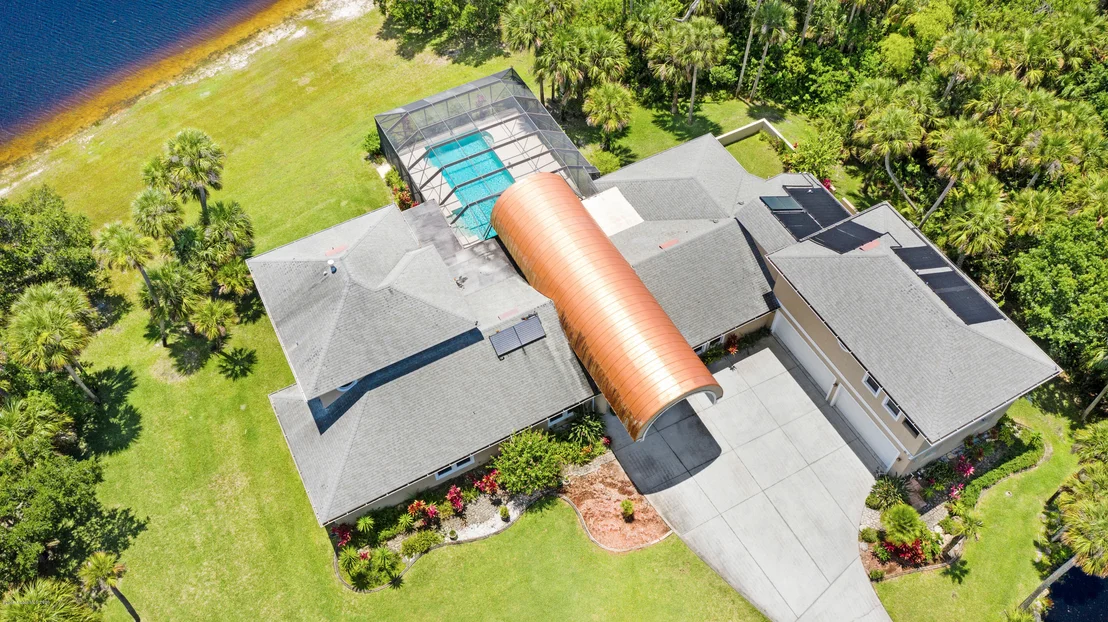 Photo of 5640 Willoughby Drive