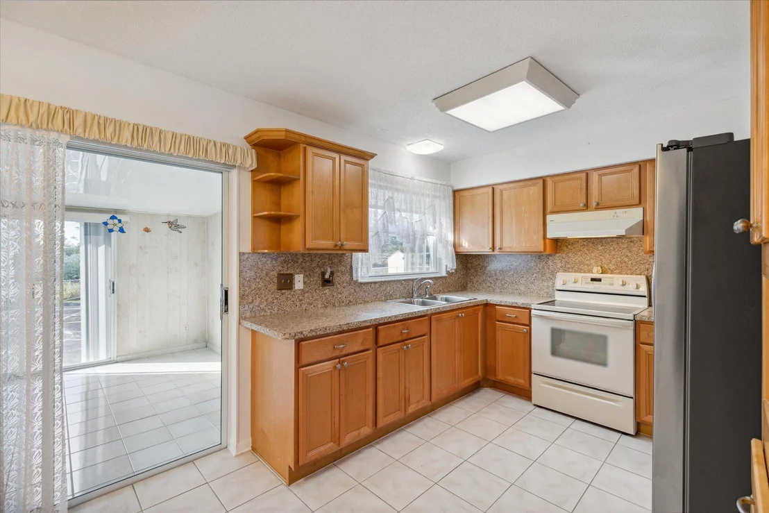 Photo of 2962 Chipper Drive NE