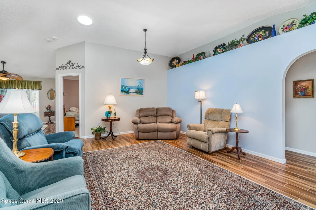 Photo of 2227 Spring Creek Circle NE