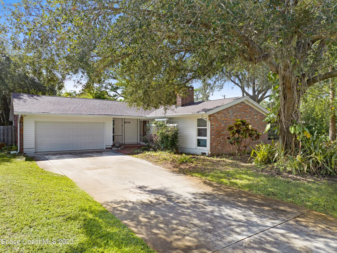 Photo of 8575 Sylvan Drive