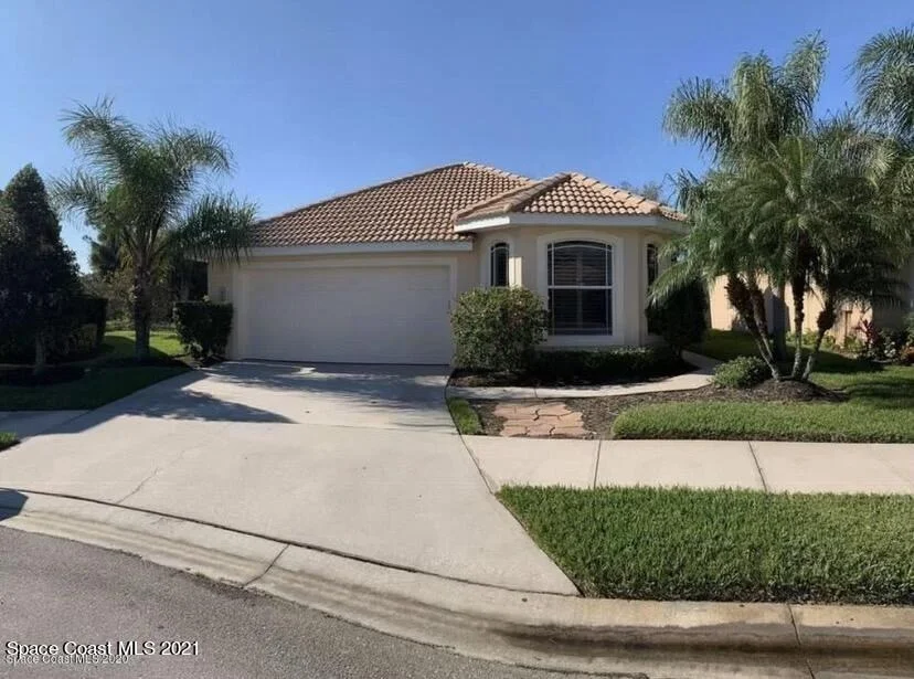 Photo of 950 Glen Abbey Way