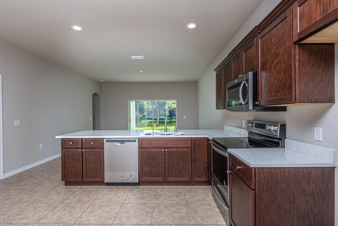 Photo of 475 Dryden Circle