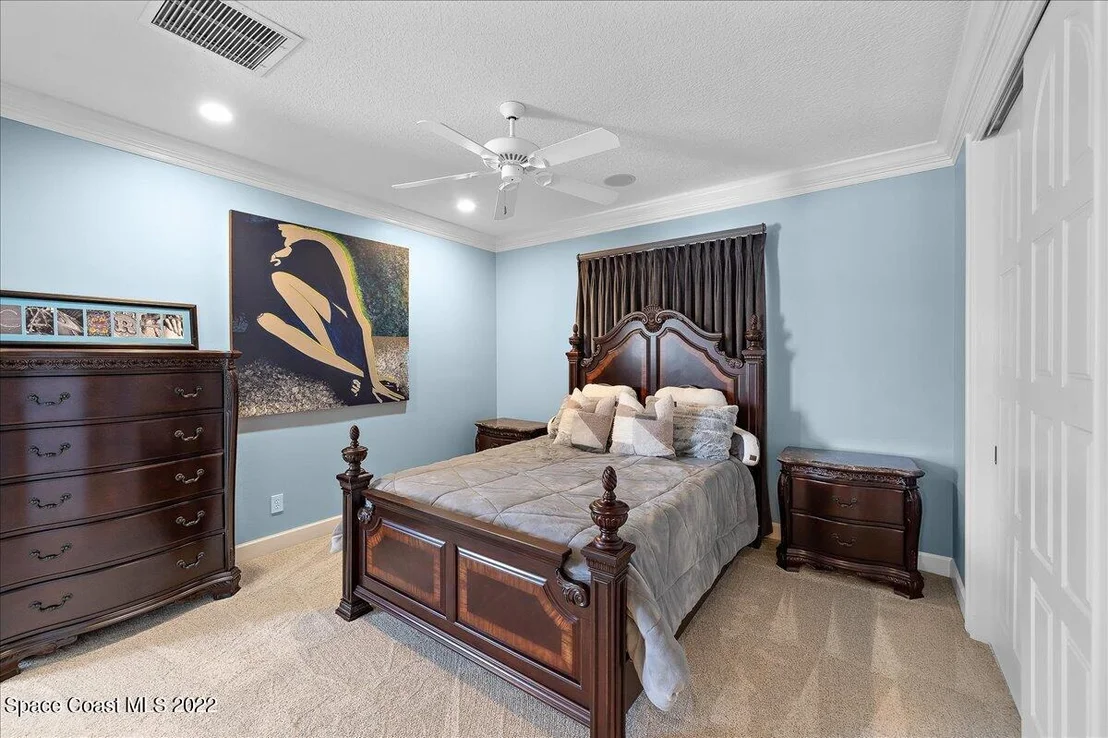 Photo of 671 Indian River Drive