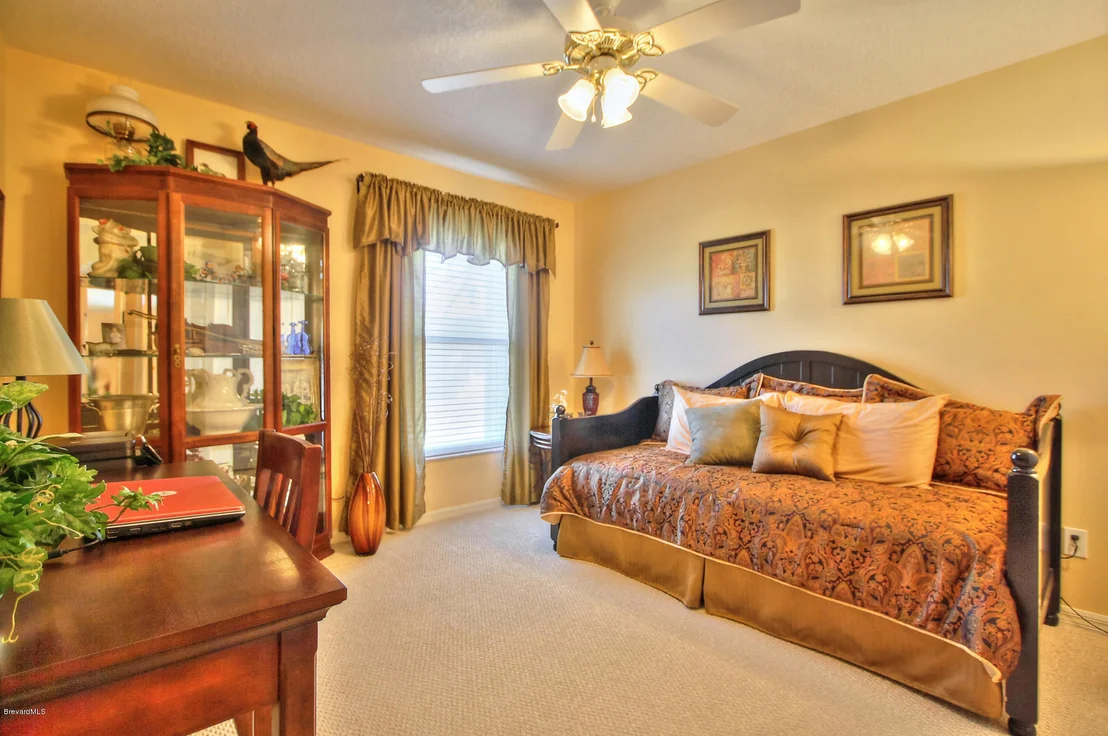 Photo of 991 Pine Creek Circle