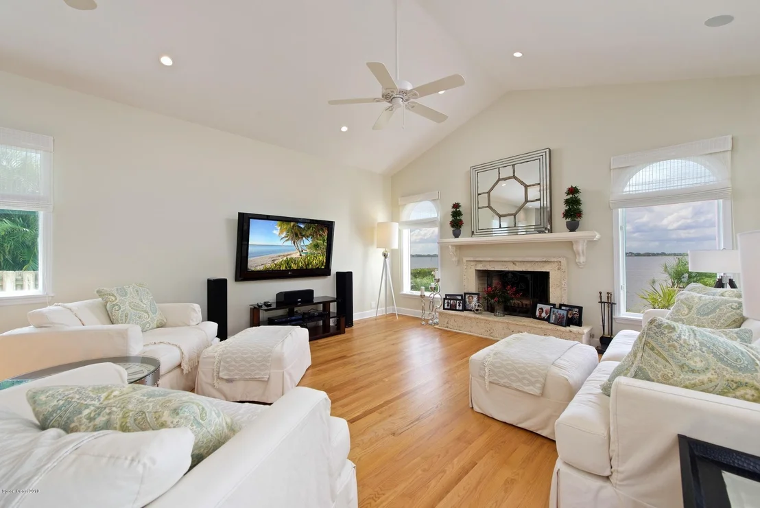 Photo of 538 Lanternback Island Drive