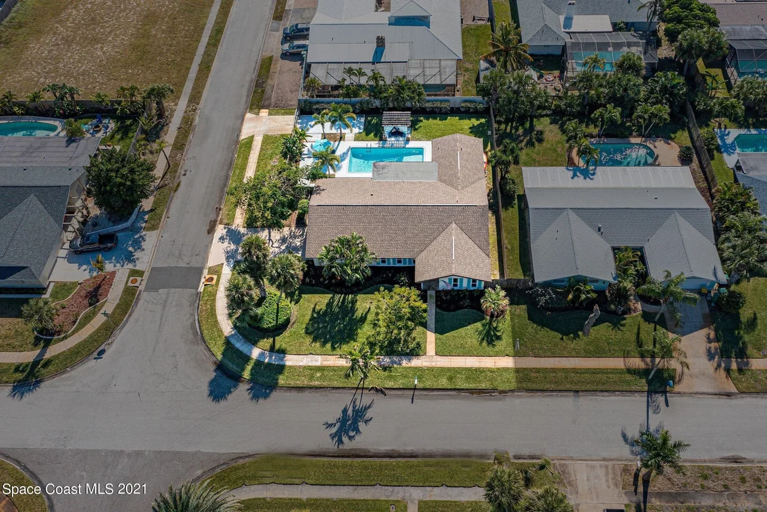 Photo of 203 Sand Pine Road