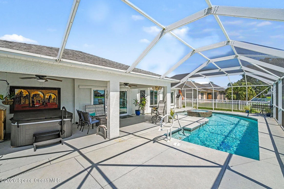 Photo of 1102 Egret Lake Way