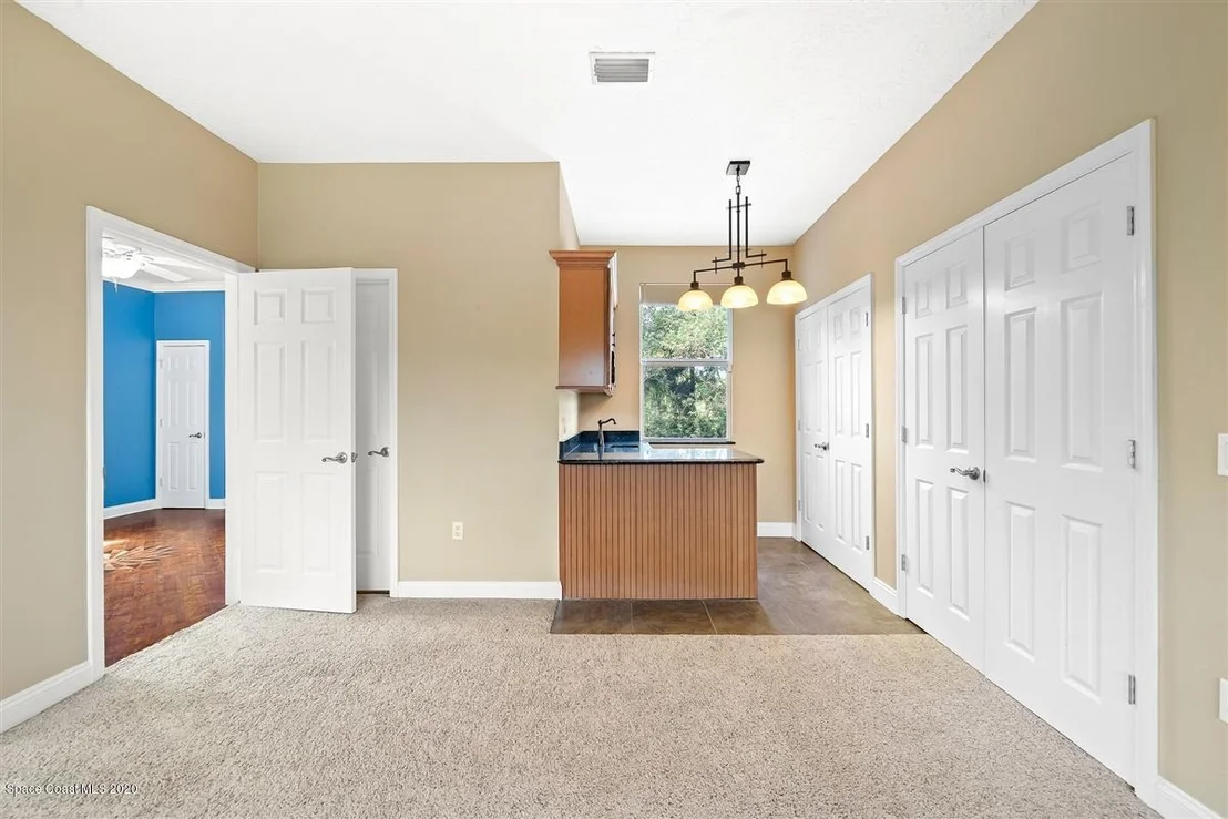 Photo of 1338 Silver Lake Drive