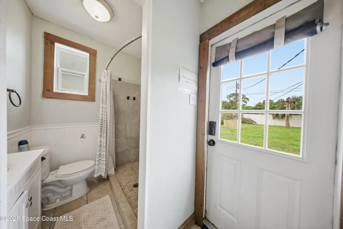 Photo of 112 Lagoon Avenue