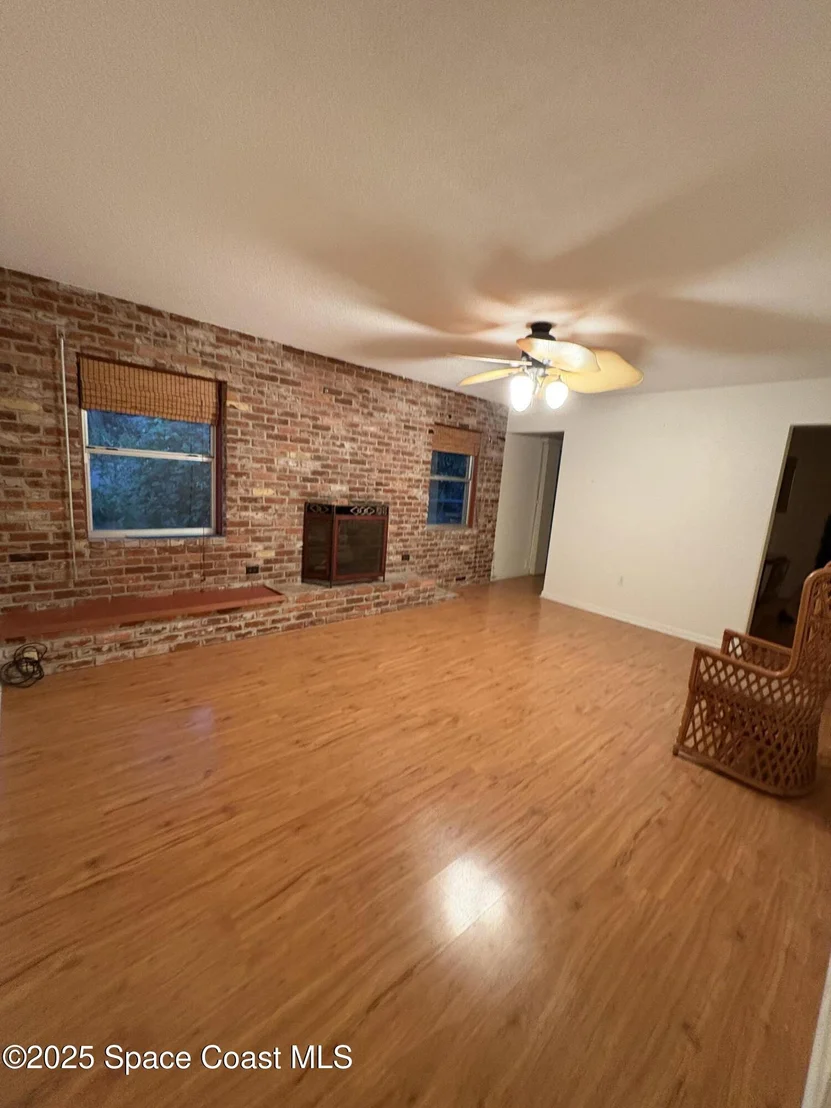 Photo of 998 Trinidad Road