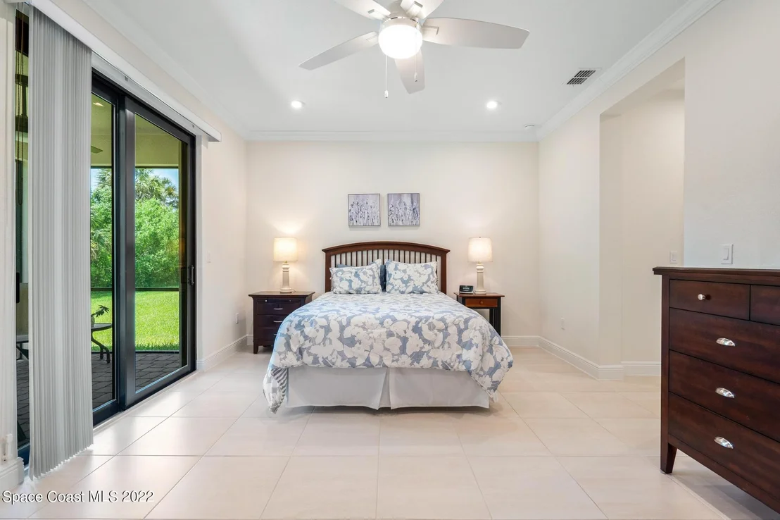 Photo of 1645 Willows Square