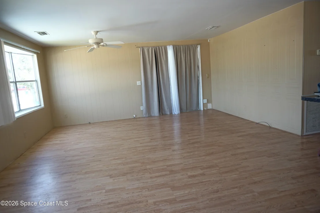 Photo of 2339 Royal Palm Drive NE