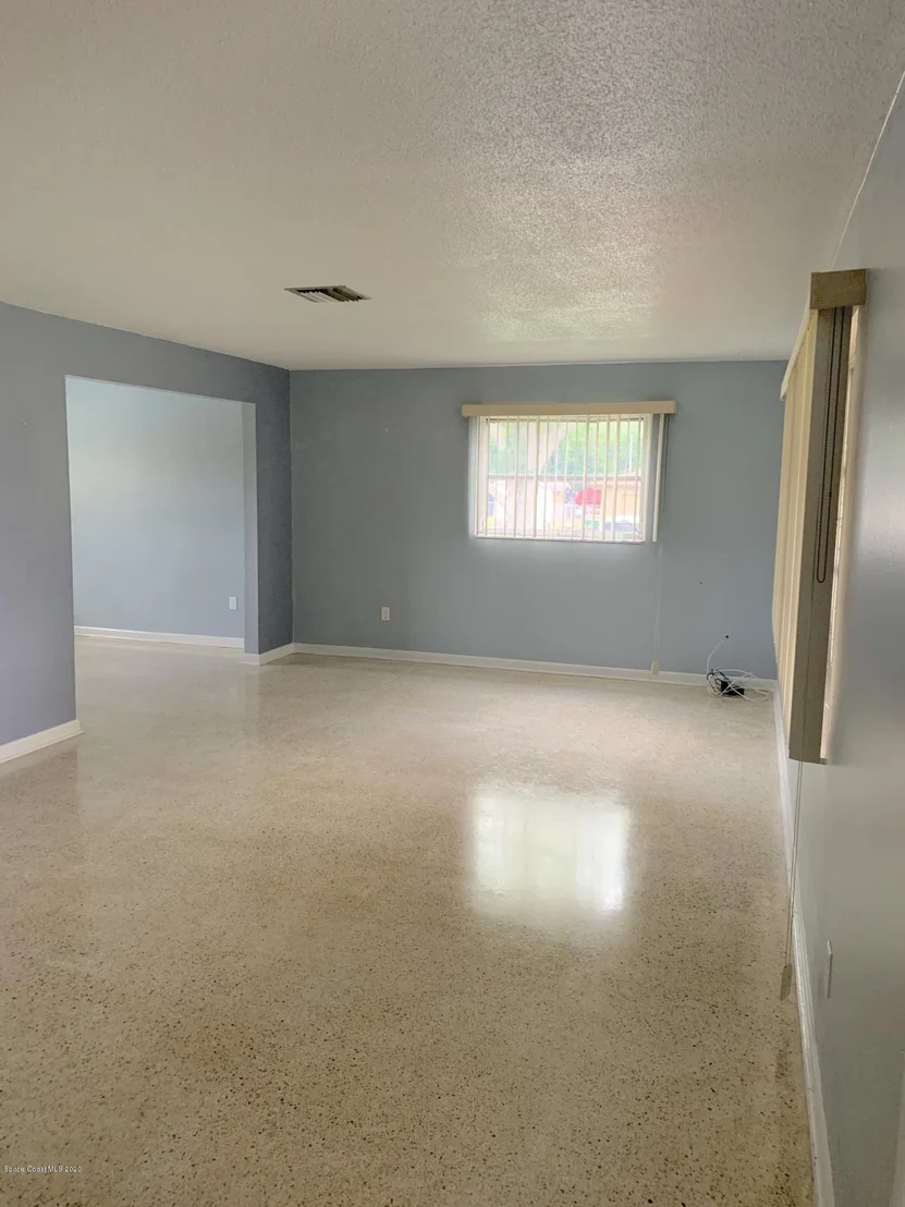 Photo of 302 Glen Ridge Road