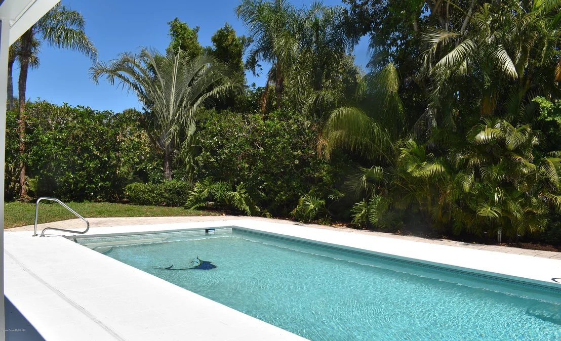 Photo of 876 Norfolk Pine Lane