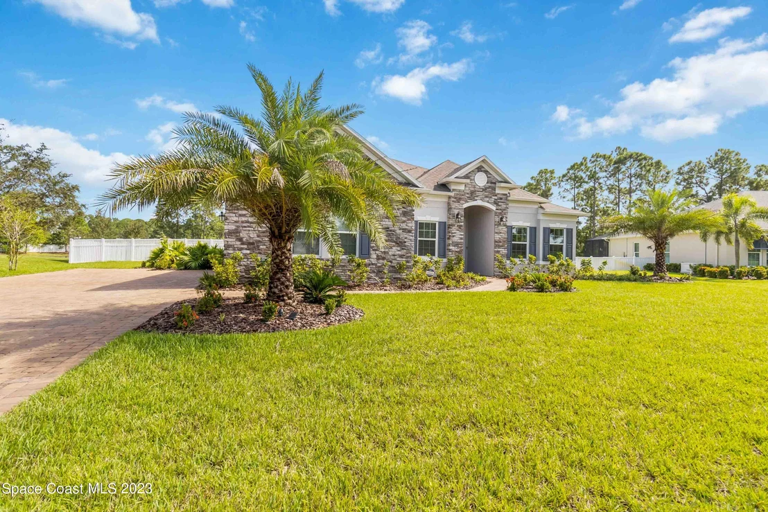 Photo of 2173 Windbrook Drive