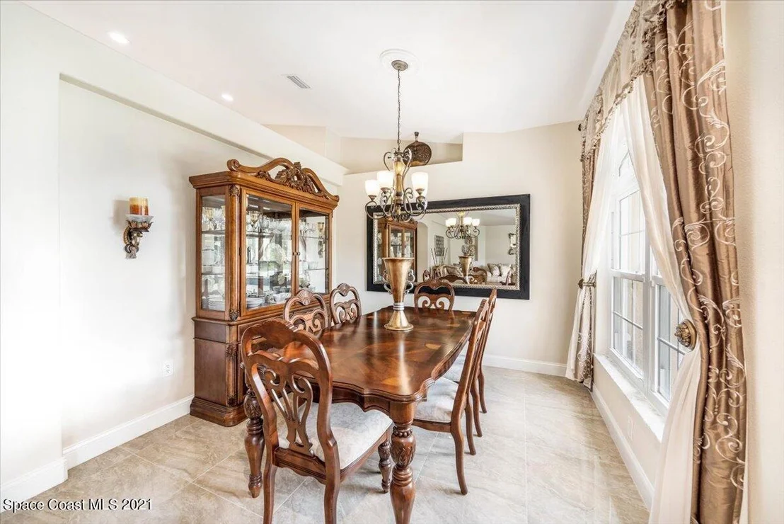 Photo of 367 Abello Road SE