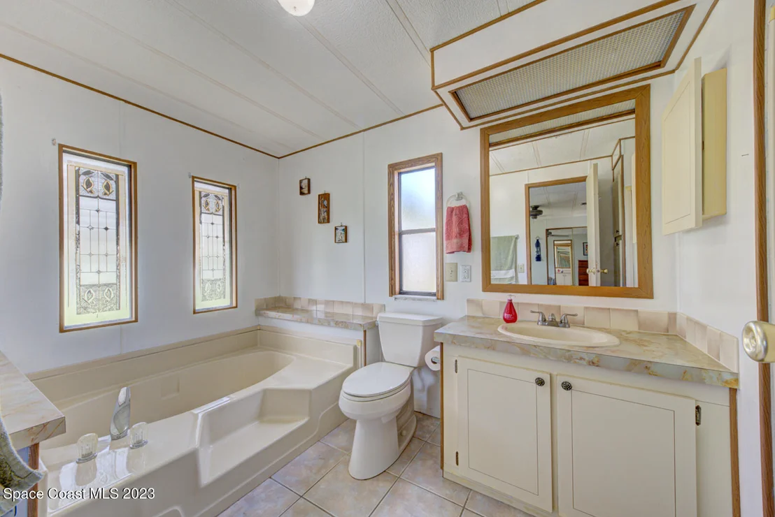 Photo of 5351 Bannock Street