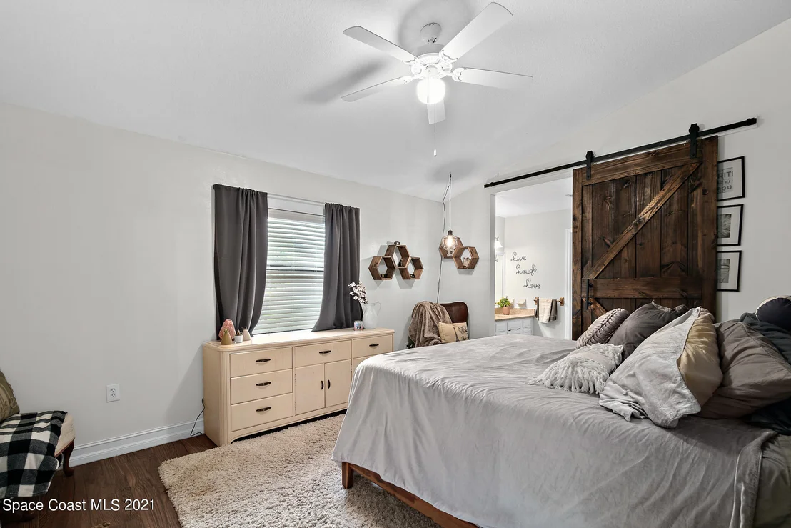 Photo of 3041 Sweet Oak Drive