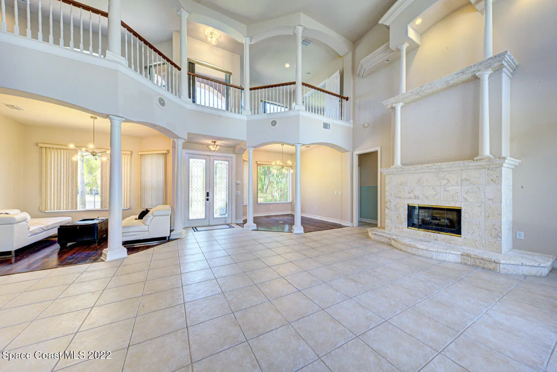 Photo of 334 Island Drive