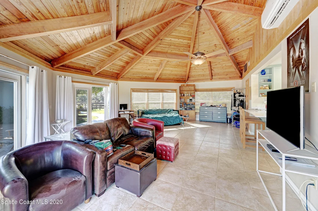 Photo of 2045 Corey Road