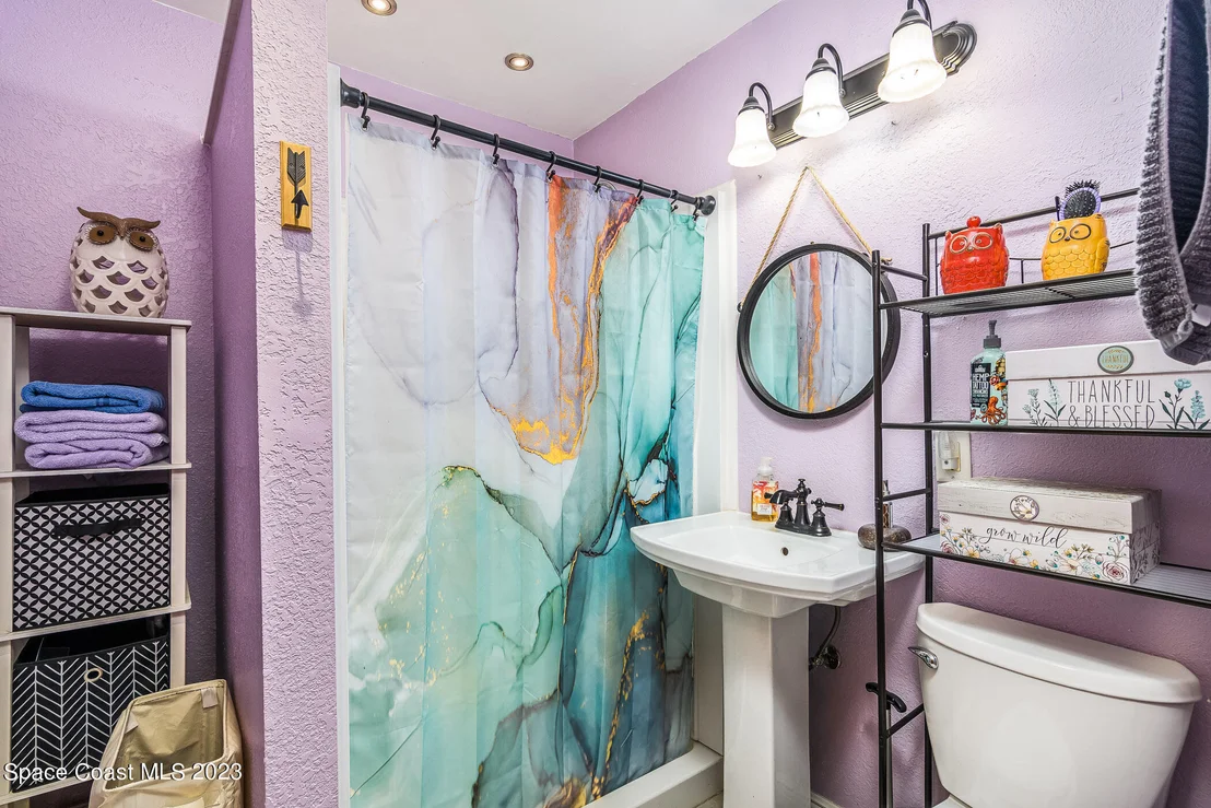Photo of 746 Venus Drive
