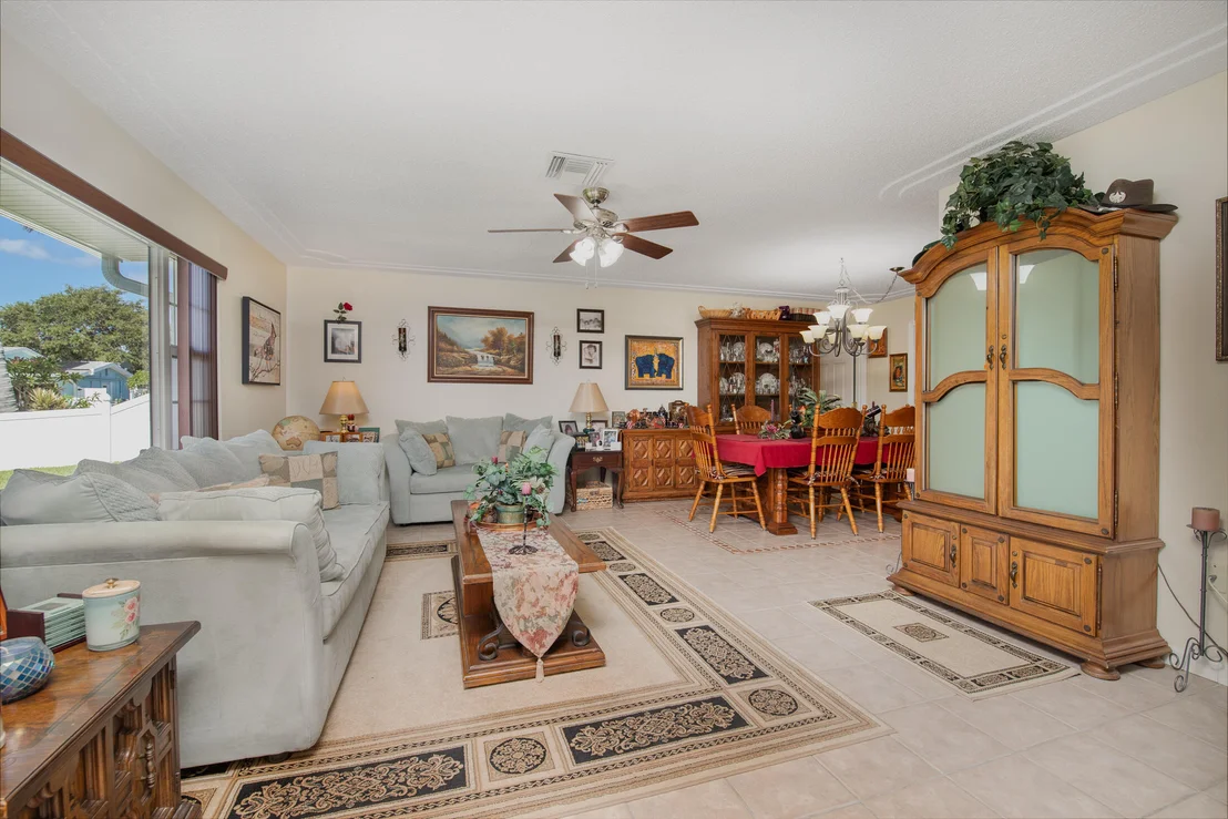 Photo of 449 Sparrow Drive
